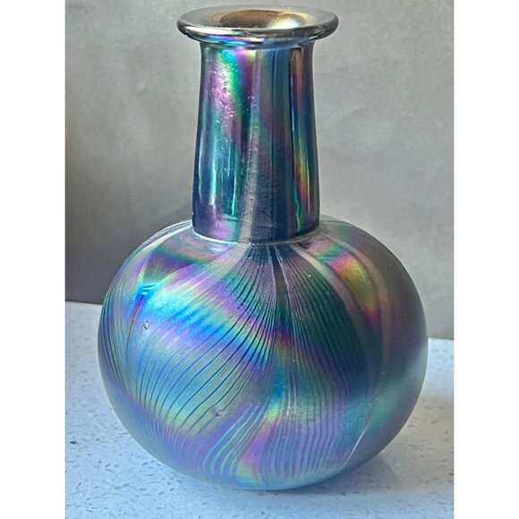 The Glass Eye Studio Blown Glass Bud Vase Signed 1982 Mt. St. Helen Iridescent - Picture 3 of 10